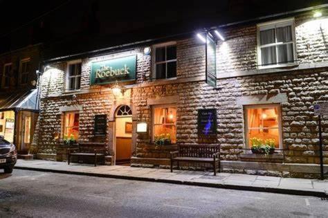 Hotel The Roebuck à Chapel-en-le-Frith Extérieur photo